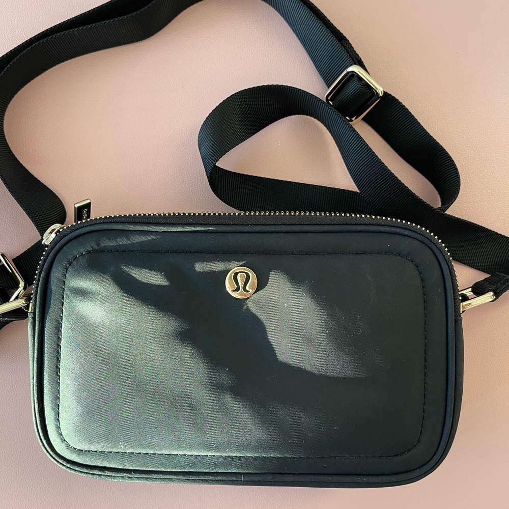 Lululemon Black Crossbody Purse